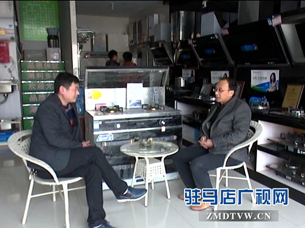 大學(xué)生自主創(chuàng)業(yè)，12年打拼從打工仔成為四家連鎖店老板上送_20160306091220.jpg