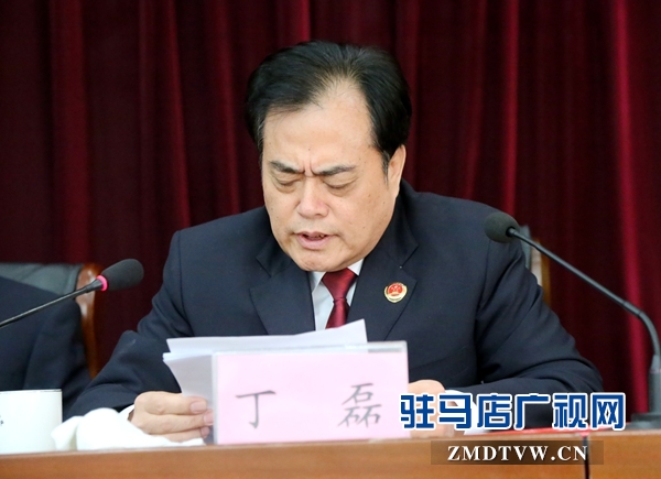 市院黨組成員、副檢察長、文明創(chuàng)建工作領(lǐng)導(dǎo)小組副組長丁磊.JPG