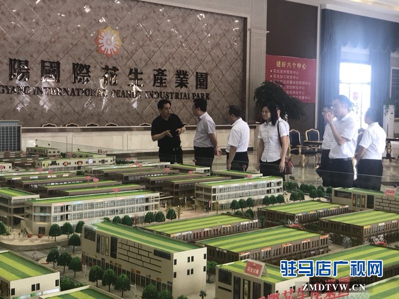  中原銀行駐馬店分行黨委書記、行長萬三華一行赴正陽縣開展實地調(diào)研