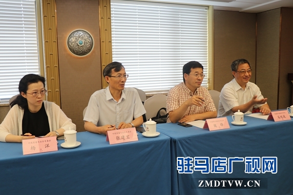 鹿角膠、龜甲膠質(zhì)量標(biāo)準(zhǔn)提升與規(guī)范駛?cè)肟燔嚨? width=
