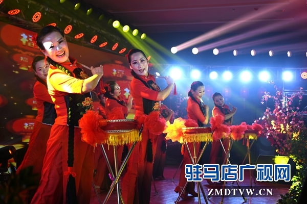 正陽縣舉辦“粒?；ㄉ?，濃濃故鄉(xiāng)情”主題元宵節(jié)晚會