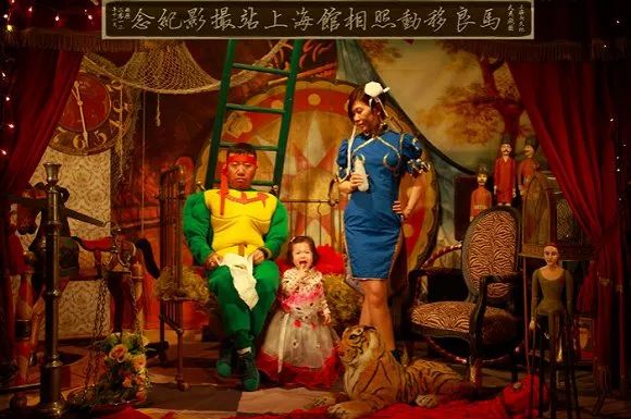 內(nèi)斂、奢靡與偽裝：中國人如何在鏡頭前表達(dá)愛情？ 