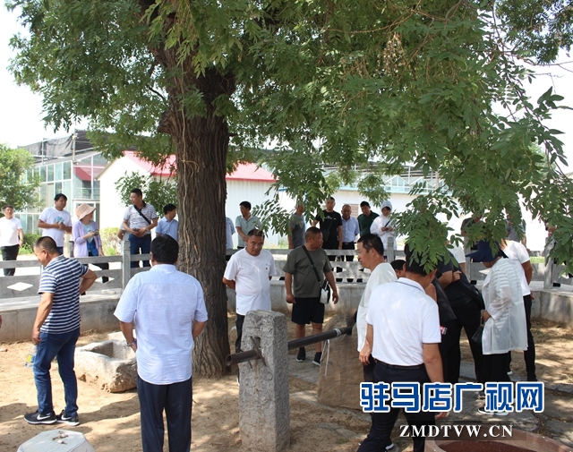 汝南縣古塔街道組織黨員干部到黨建先進集體進行學習