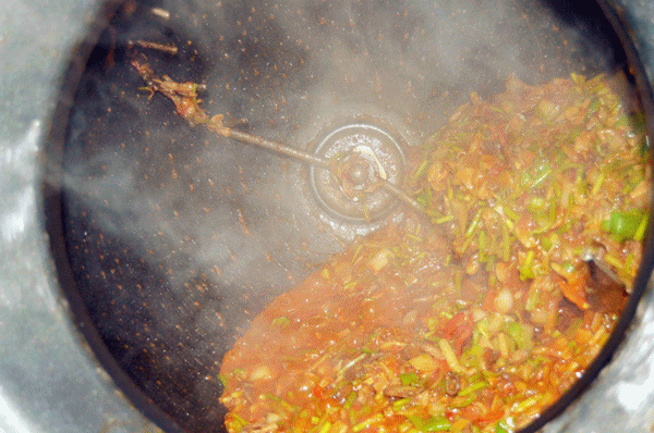 深夜食堂：攢勁弟弟帶你吃！烏魯木齊十大經典拌面館，咱新疆人就好這口... 