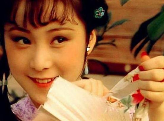 《紅樓夢》：分寸感，是一個人最高級的教養(yǎng) 