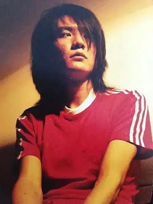 45歲樸樹錄節(jié)目突然離場：我歲數(shù)大了，要回家睡覺了…… 