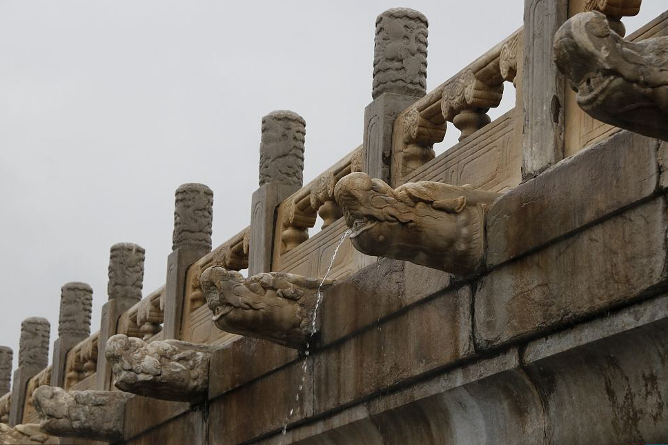 臺風(fēng)侵襲臨海古城：當(dāng)古建筑遭遇洪水猛獸，我們該如何應(yīng)對？ 