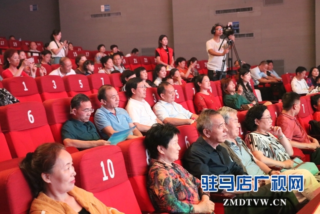 第二十二屆中國農(nóng)產(chǎn)品加工投洽會(huì)文藝演出昨晚精彩上演
