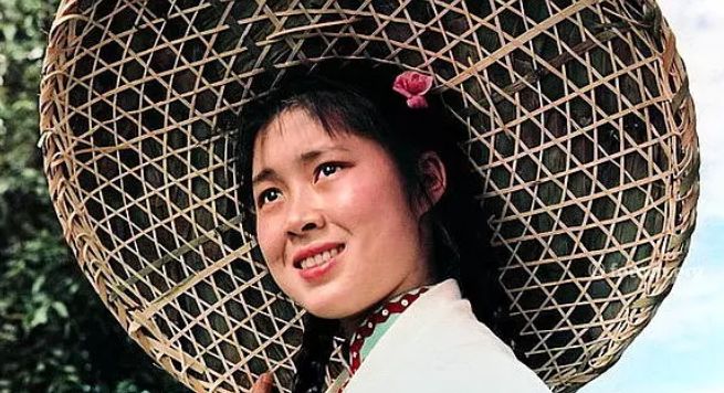 她是中國的毒舌鼻祖，一千多年前就用freestyle把地主老財(cái)懟了 