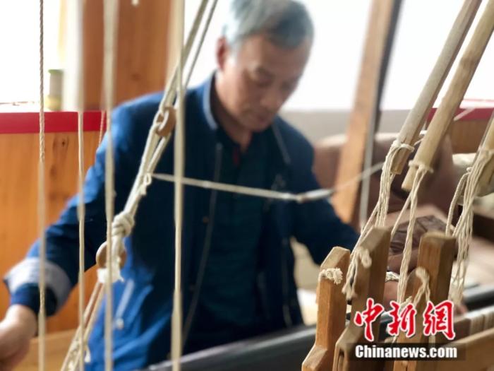 西漢人有多精致？輕薄透視裝、保健防蚊枕了解一下