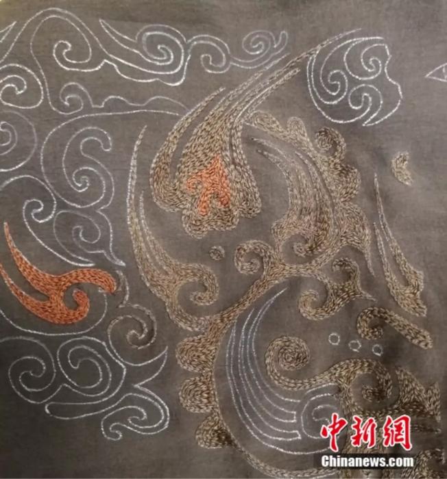 西漢人有多精致？輕薄透視裝、保健防蚊枕了解一下