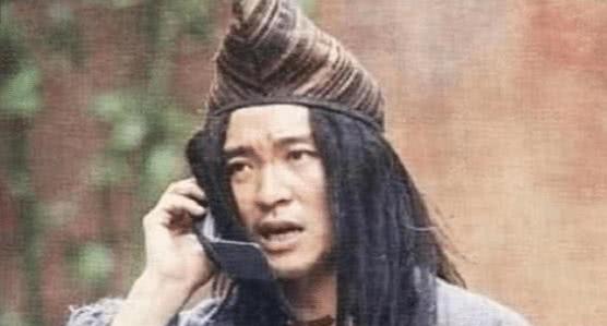 周星馳罕見幕后照，最后一張是星爺?shù)娜松鷰p峰 