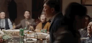 兩大重要角色都不露臉？黃渤這部新片，戳痛了中國(guó)式婚戀眾生相！ 