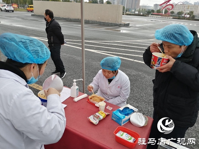 獻血救人“疫”不容辭，新蔡縣727人參與無償獻血