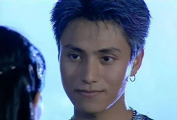  17年了，粉紅女郎依然是中國女性的底色