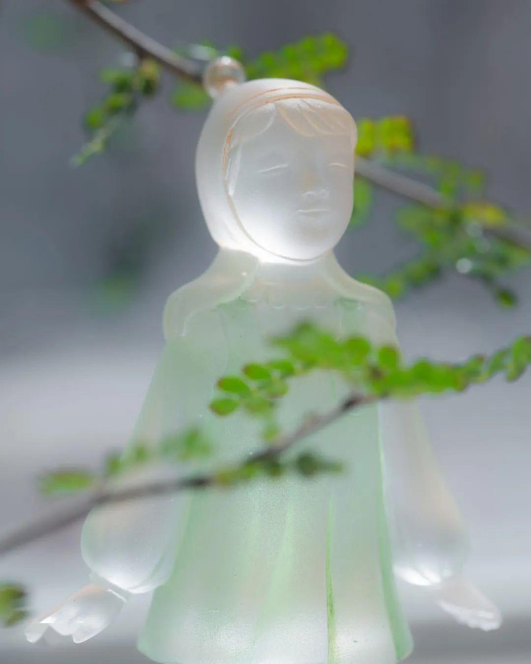 85后中國姑娘玩玻璃震驚日本，斬獲藝術(shù)大獎(jiǎng)，驚艷數(shù)萬網(wǎng)友：玻璃還能這么玩？ 