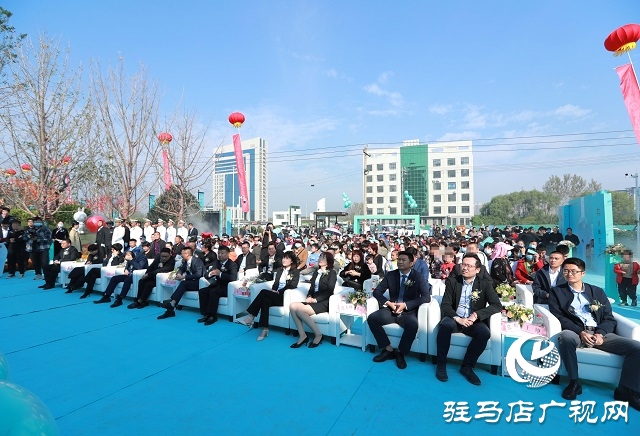 信贏天下，友愛筑家，駐馬店信友·天樾營(yíng)銷中心盛大啟幕