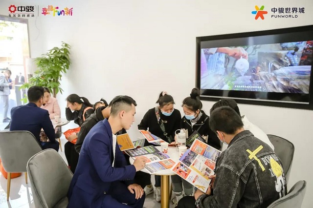 紅動天中，千人到場！中駿世界城展廳開放盛況空前！