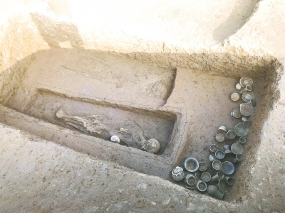 兵馬俑、唐三彩都是晚輩！ 4000年前貴族定制隨葬品長(zhǎng)啥樣？