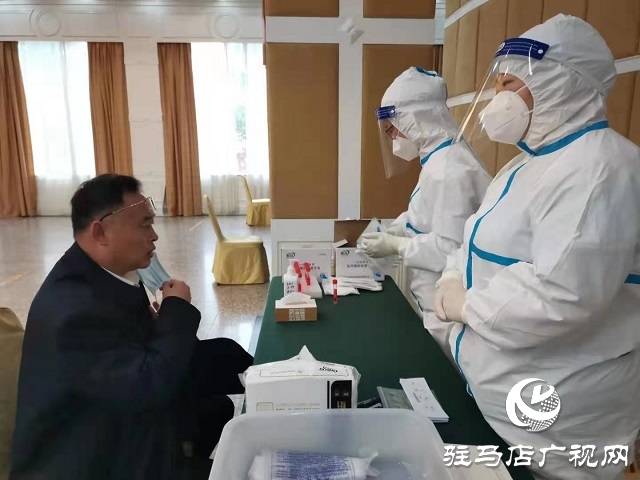 懷揣良策 肩負使命！出席市政協(xié)四屆六次會議的委員們陸續(xù)報到