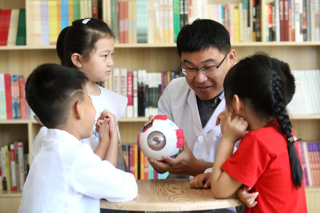 兒童眼健康新規(guī)來了！0至6歲兒童可享13次眼保健和視力檢查服務