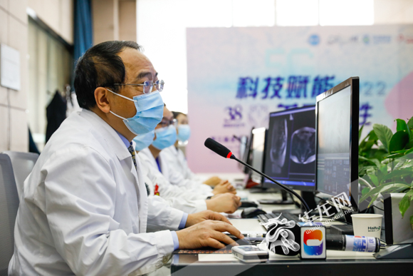 成功了！重慶專家“5G千里遙控”為廣西患者做手術(shù)