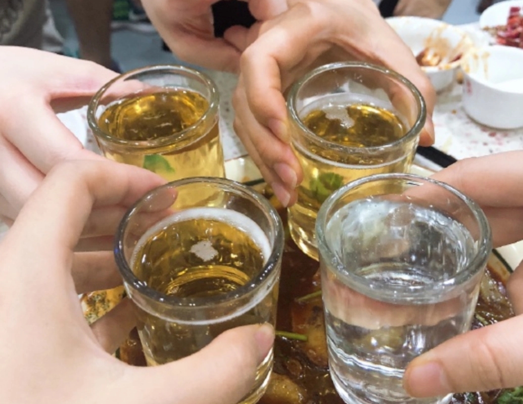  喝酒傷腦！喝酒越多，大腦變得越小，老的越早？