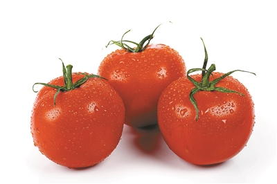 網(wǎng)上流傳有關(guān)西紅柿的三個(gè)“食用禁忌”，幫你辨真假