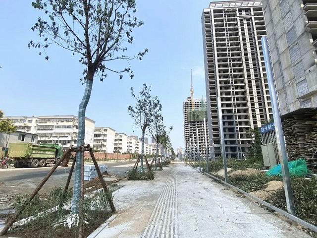 副市長賈迎戰(zhàn)蒞臨視察！保民生，促發(fā)展！金科·君悅公館項目西側(cè)盤古山路南延工程通車在即！