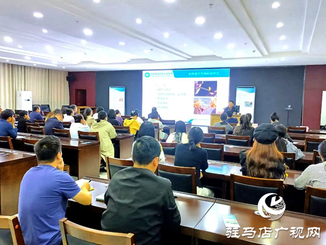 泌陽(yáng)縣法院開(kāi)展健康知識(shí)專題講座