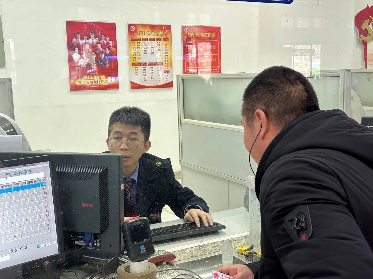 乘火車出行遺失物品怎么找回來？記住三個(gè)辦法