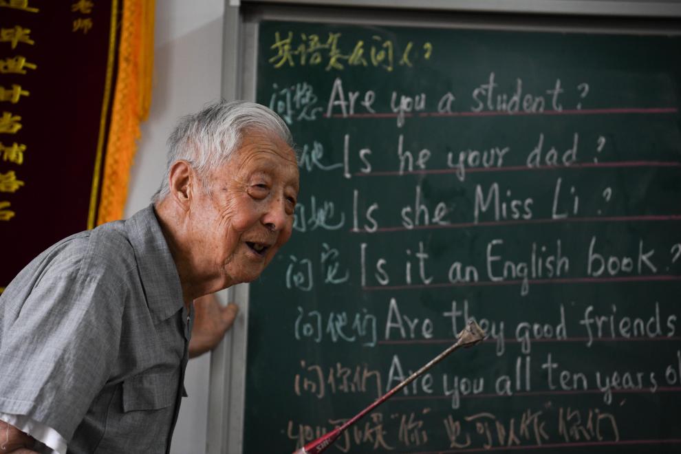 “螢火蟲”之光，照亮這間“陋室講堂”