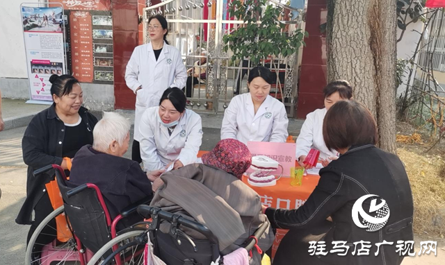 驛城區(qū)雪松街道紗廠社區(qū)舉辦重陽節(jié)系列活動