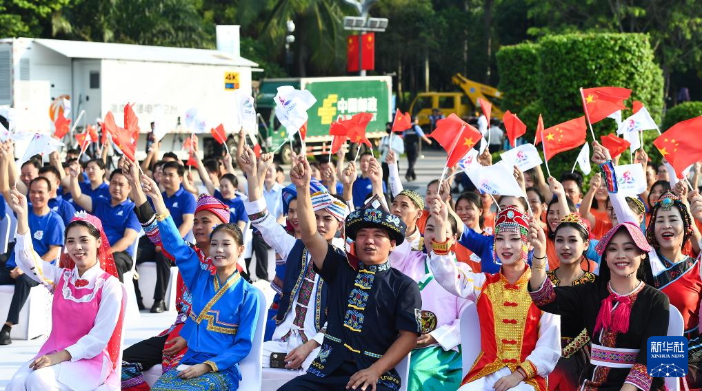 第十二屆全國(guó)少數(shù)民族傳統(tǒng)體育運(yùn)動(dòng)會(huì)啟動(dòng)火炬?zhèn)鬟f
