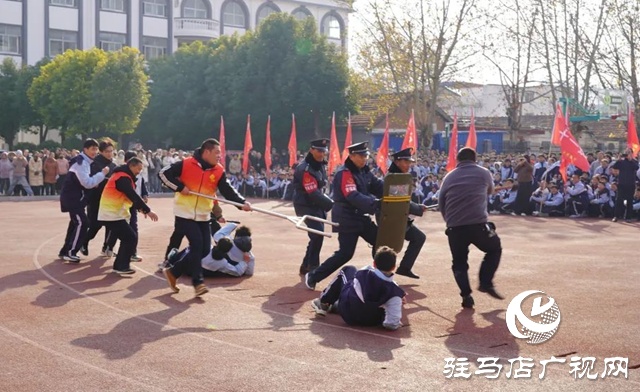 正陽(yáng)縣公安局：強(qiáng)化校園培訓(xùn)演練 筑牢安全防線