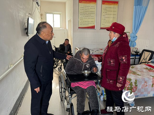 中國(guó)殘聯(lián)副主席張銀良冬至看望慰問(wèn)殘疾人