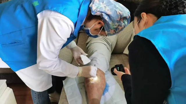  “豫健護理到家”解決患者換藥難題，上門護理暖人心