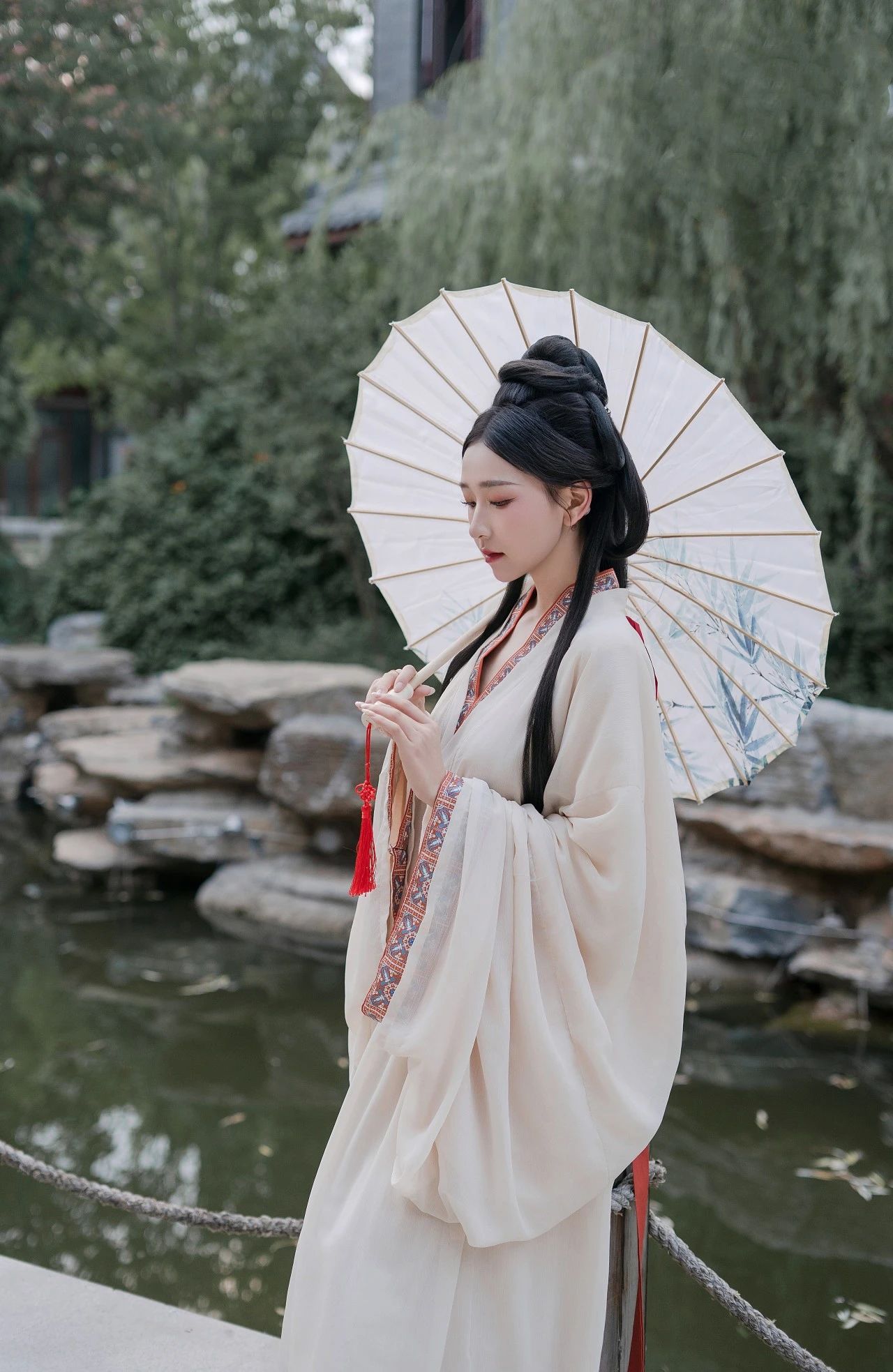 皇家驛站線上抖音挑戰(zhàn)賽 → 拍視頻，贏大獎！