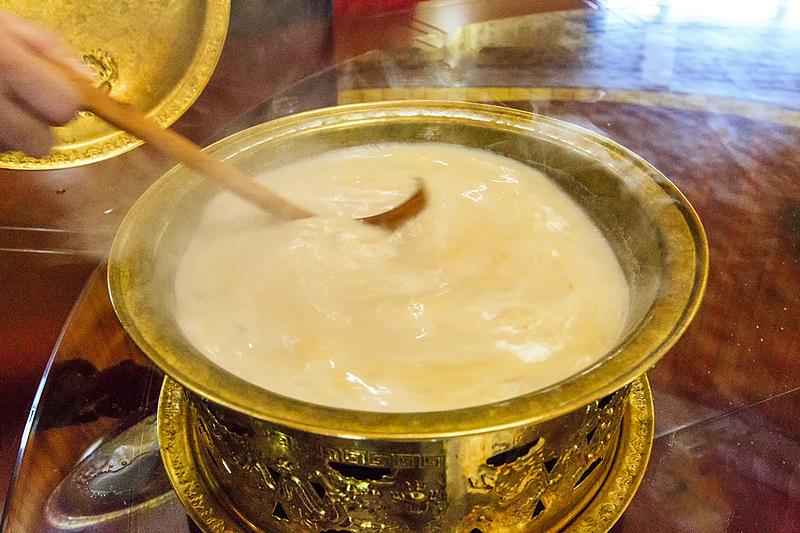 奶茶真的最好在2小時內(nèi)喝完！否則……