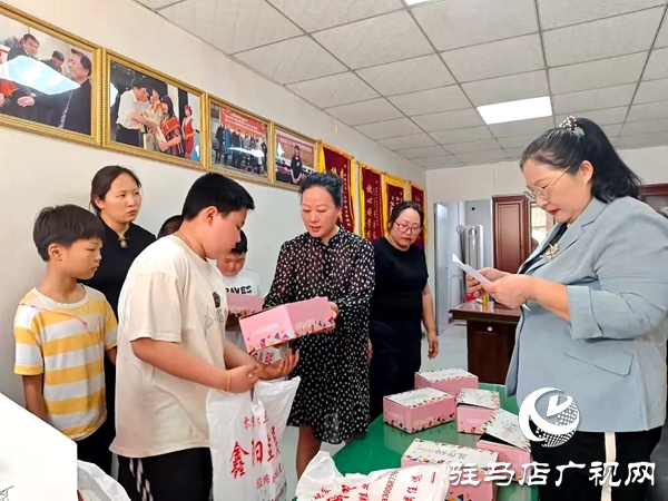 愛心潤(rùn)童心 真情暖六一 ——中國(guó)好人越玉環(huán)攜手愛心人士慰問射橋鎮(zhèn)第一小學(xué)貧困兒童