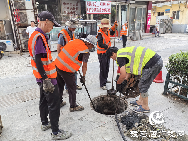 駐馬店經濟開發(fā)區(qū)啟動市政道路排水管網防汛清淤工作