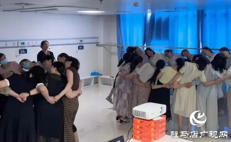 正陽縣人民醫(yī)院護(hù)理部組織開展“用心賦能 健康幸?！眻F(tuán)體問題管理家實(shí)踐活動(dòng)