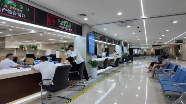 駐馬店：“不動(dòng)產(chǎn)+電力”聯(lián)動(dòng)過(guò)戶“一站式”服務(wù)