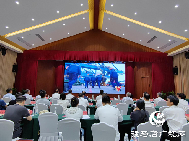 駐馬店企業(yè)家協(xié)會(huì)開(kāi)展慶“七一”主題黨日系列活動(dòng)