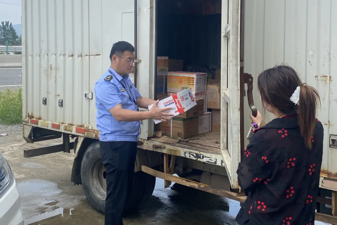 駐馬店重拳出擊！集中整治農(nóng)村假冒偽劣食品