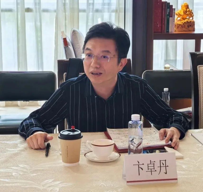 　　中國(guó)旅游景區(qū)協(xié)會(huì)研討“小而美”場(chǎng)景煥新工作 破解文旅轉(zhuǎn)型困局