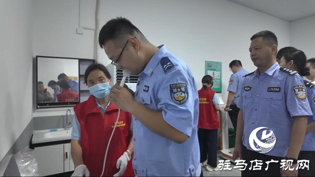駐馬店交警參加國民體質監(jiān)測 科學鍛煉護航道路安全