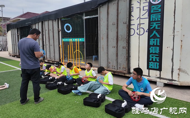 暑假無人機(jī)足球熱：科技與體育的奇妙碰撞
