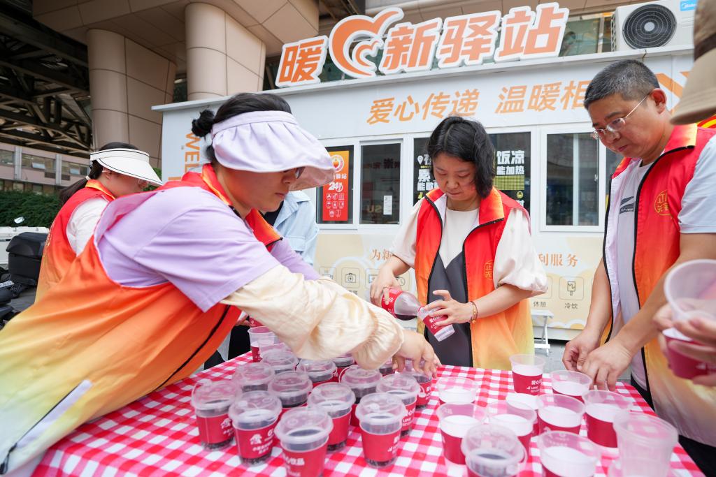 第一時(shí)間掌握！首個(gè)國(guó)家級(jí)高溫健康風(fēng)險(xiǎn)預(yù)警來了