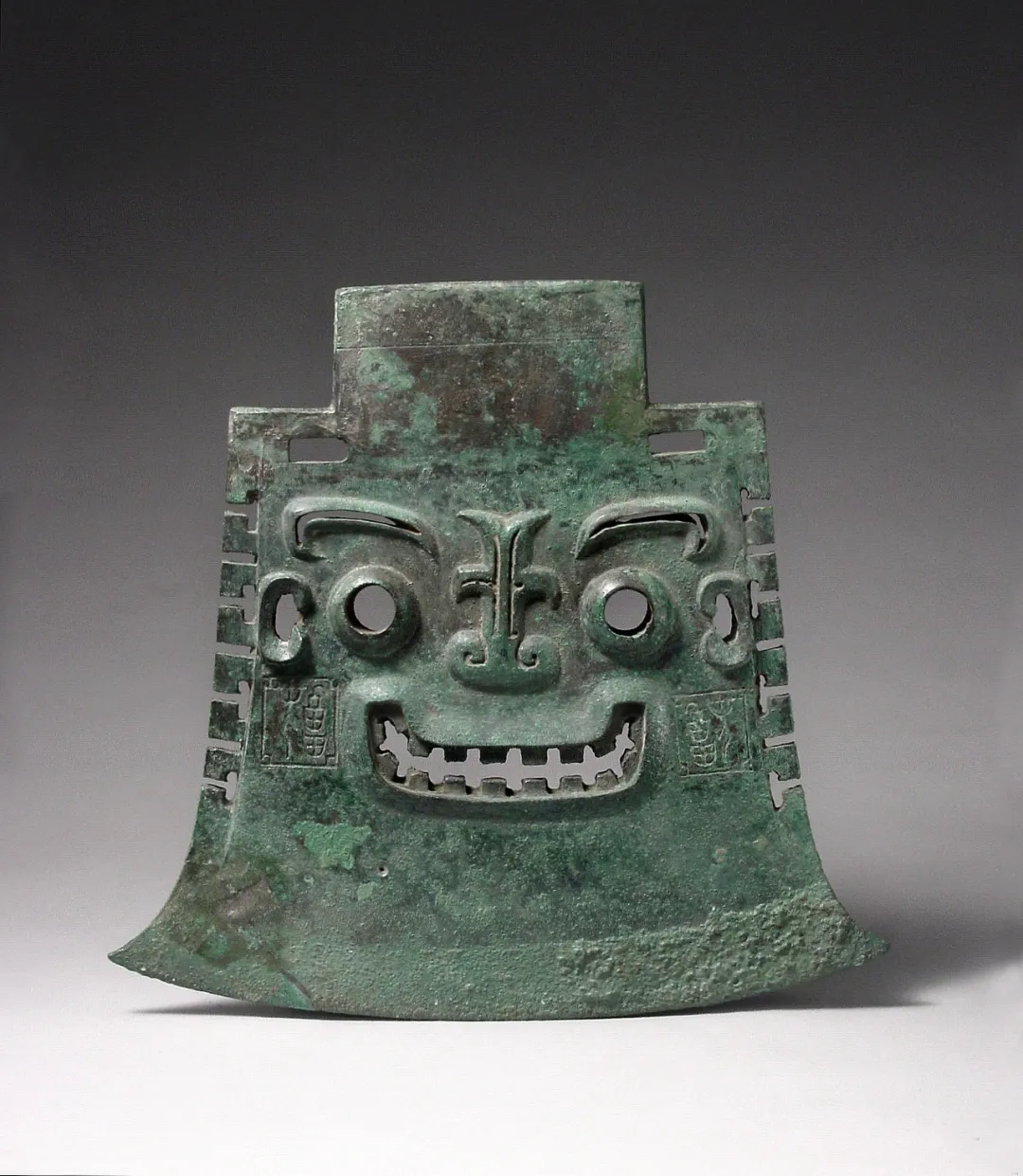 　　多元視角下中國(guó)青銅文明的形成與發(fā)展